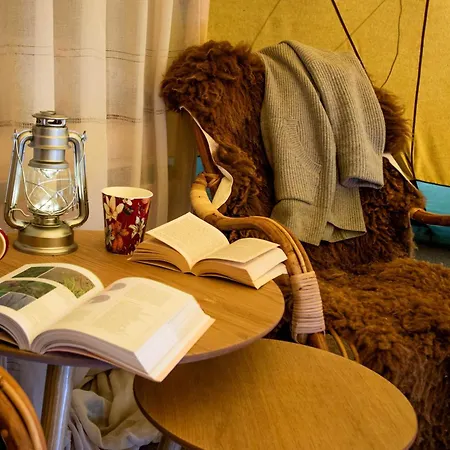 Vaesteraeng Glamping ラグジュアリーテント